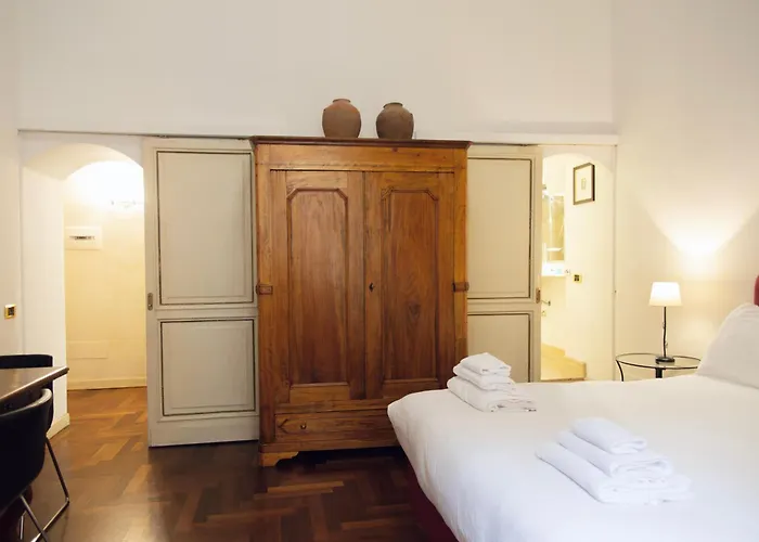 La Dolce Silla - Al Vaticano,via Silla 91